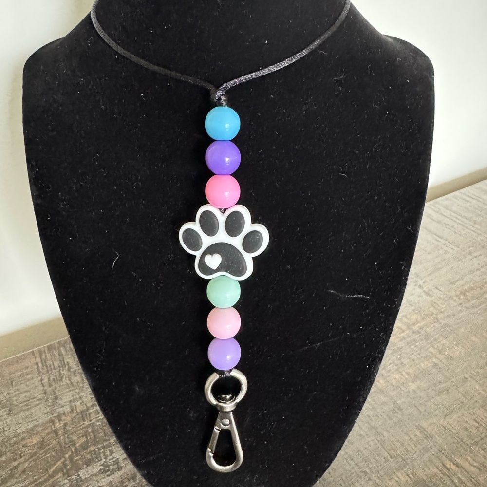 Beaded Dog Paw Lanyard – Safe w/ Breakaway Clasp - NWOT